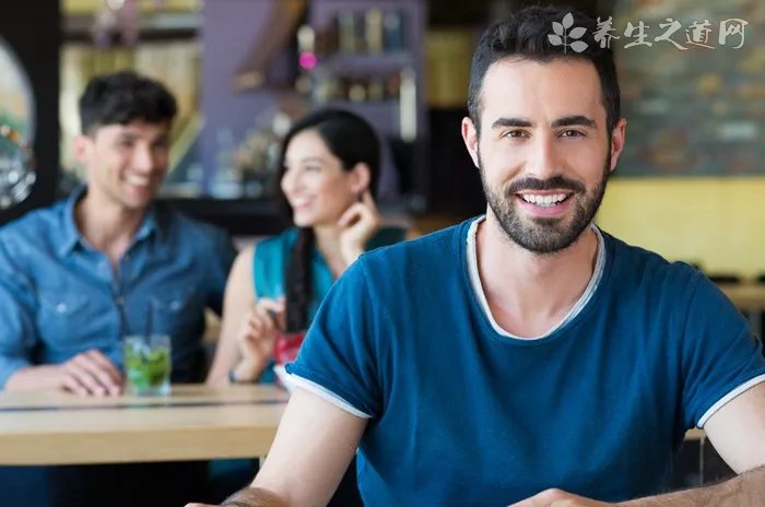 大家好我是渣渣辉是什么梗,张家辉自我介绍的别扭普通话