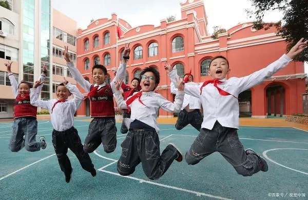 小学面试要求家长带学历证书，民办小学面试有哪些内容？