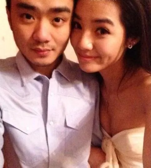 赵洁出轨是真是假？ 金童玉女婚姻破灭真相揭秘