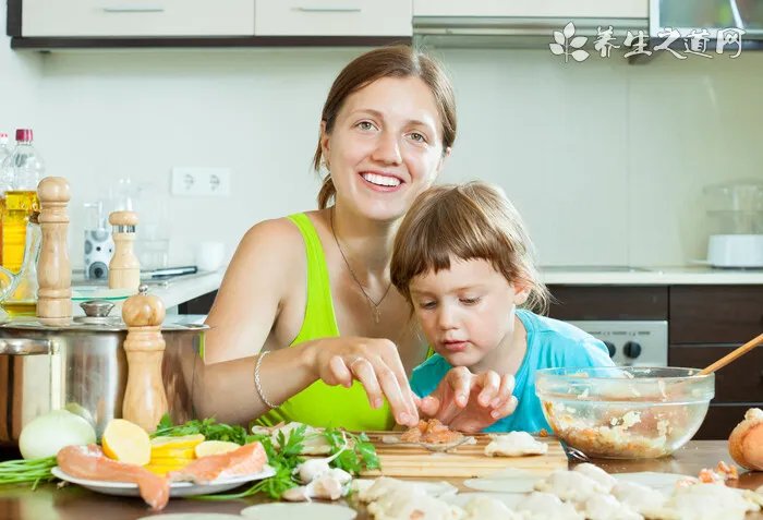 猫一直流口水吊在嘴边