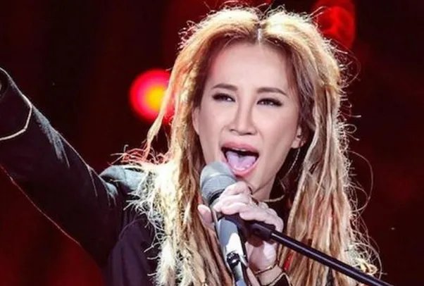 李玟最好听的歌曲top10：《刀马旦》上榜，第一回忆满满