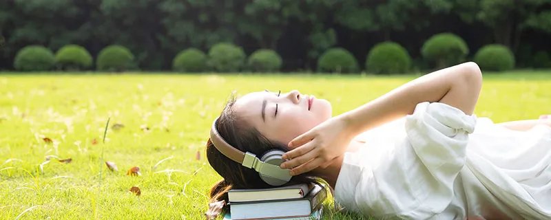 水瓶座男喜欢什么样的女孩