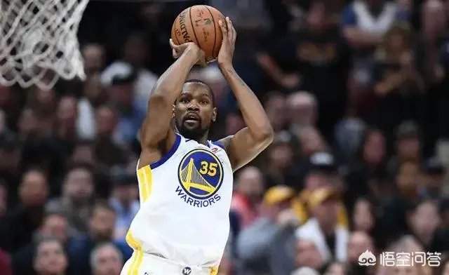 库里9记三分射穿骑士，没有詹姆斯的骑勇大战还有多少人关注？
