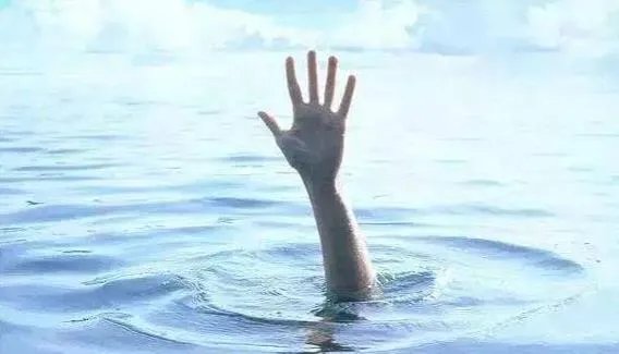 打赌输了女的由男的任意处罚：结果女孩命没了