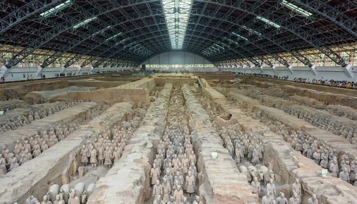 芈月是秦始皇的什么人