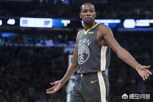 库里9记三分射穿骑士，没有詹姆斯的骑勇大战还有多少人关注？