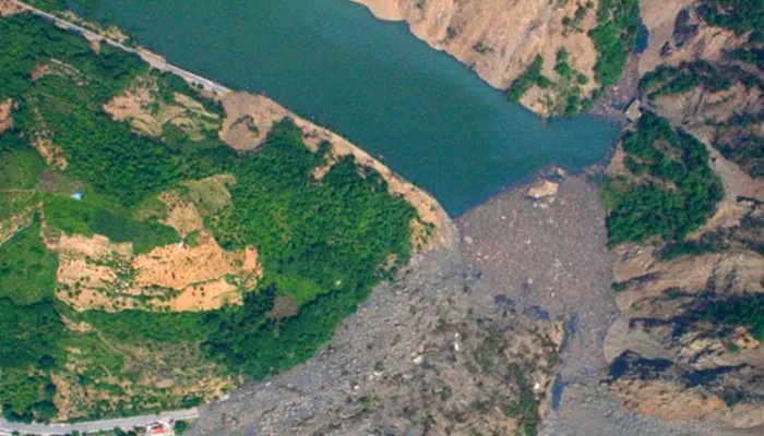 堰塞湖是什么意思 堰塞湖的意思