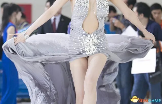 海量内涵囧图很邪恶 吴雨婵走光露毛疑没穿内裤！