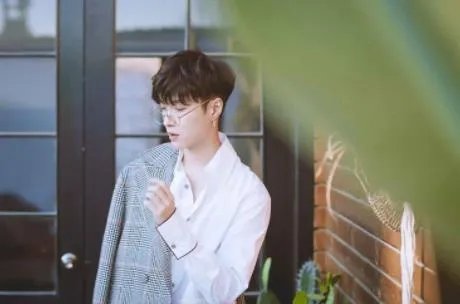 张艺兴名字被打错是什么情况 张艺兴的原名叫什么