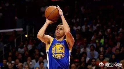 库里9记三分射穿骑士，没有詹姆斯的骑勇大战还有多少人关注？