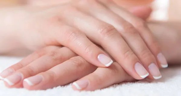 指甲的正确读音