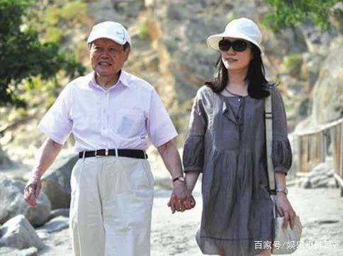 杨振宁老婆多大？杨振宁和翁帆为何不要孩子？