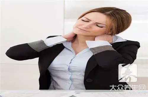 落枕穴位按摩方法有什么