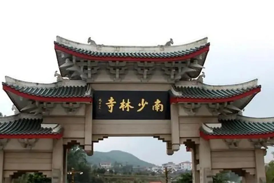 南少林与北少林的区别 中国有几个少林寺