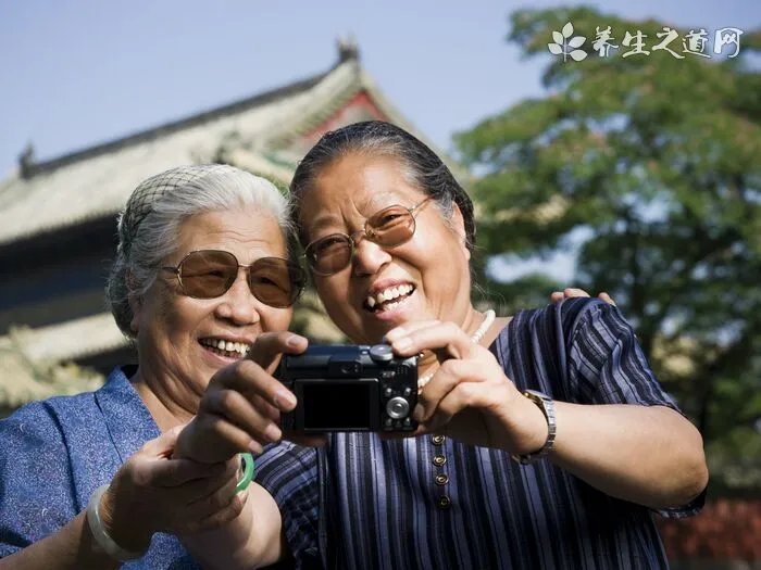 人与狗同床的危害