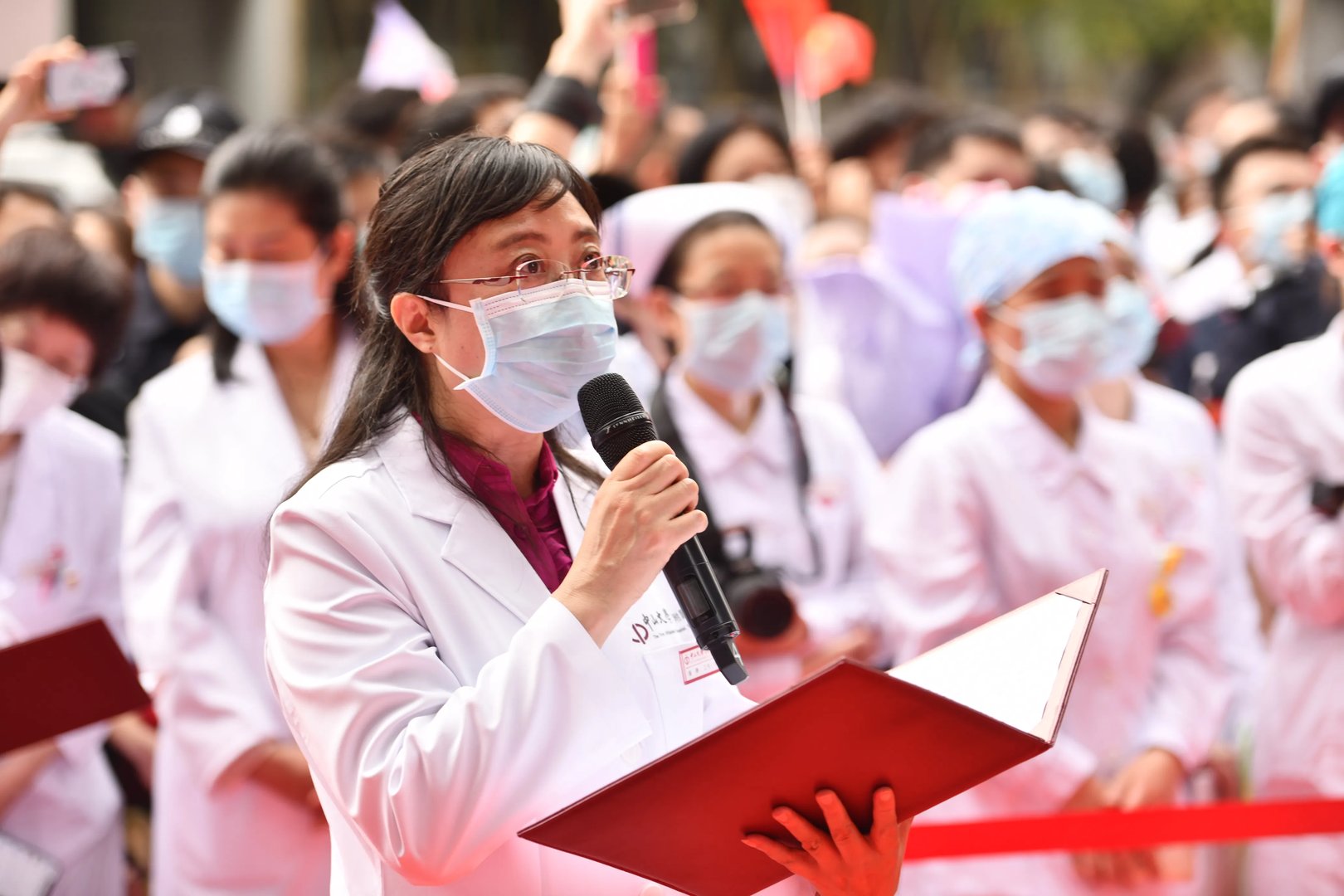 中山一院援鄂医疗队结束休整归队，颁获“院长特别奖”