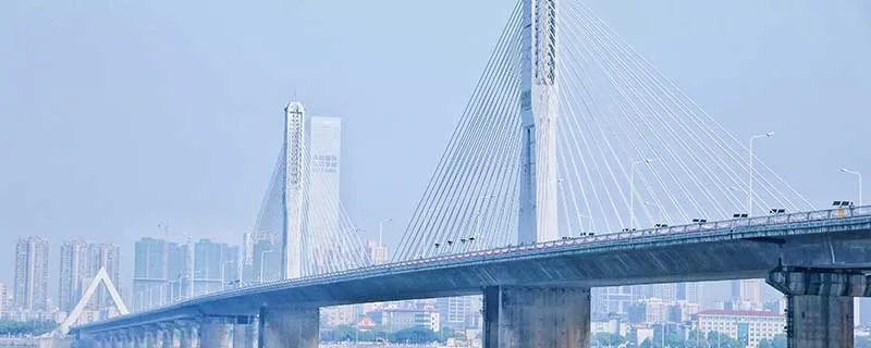 斜拉桥施工方法