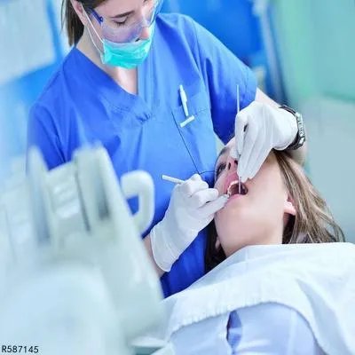 牙楔状缺损修补多少钱