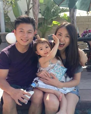 【吃】揭秘李小鹏的父亲是谁 李小鹏情史大曝光