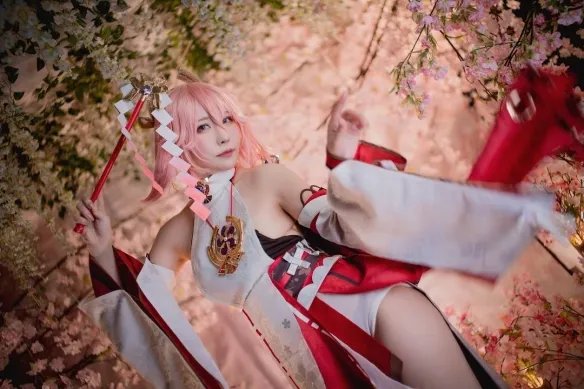 超“胸”大姐姐来袭！岛国熟女系美女しらほしなつみ