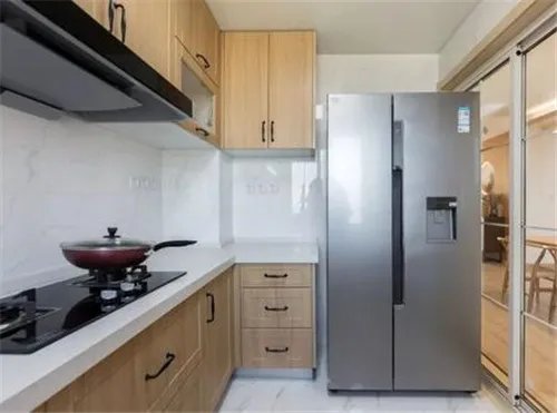 冰箱一天用几度电