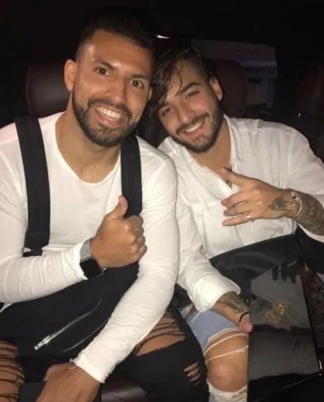 阿圭罗怎样遭遇车祸的？