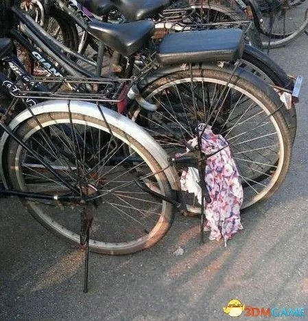 海量内涵囧图很邪恶 吴雨婵走光露毛疑没穿内裤！