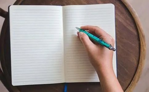 借物喻人的作文