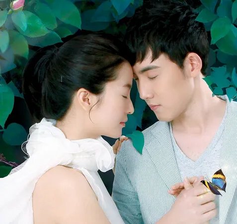 李晟张睿的结婚照片曝光 揭秘两人下跪求婚真相