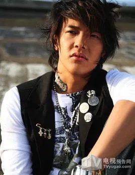 夏兰荇德·天的介绍