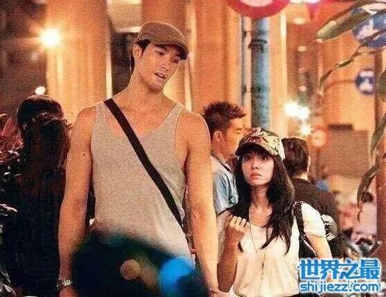 蔡依林和锦荣恶心合照曝光，分手之后被粉丝骂恶心 