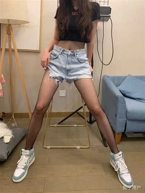 粗腿适合穿什么裤子,腿粗的人穿什么裤子