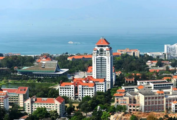 今年春节去哪里旅游好啊？