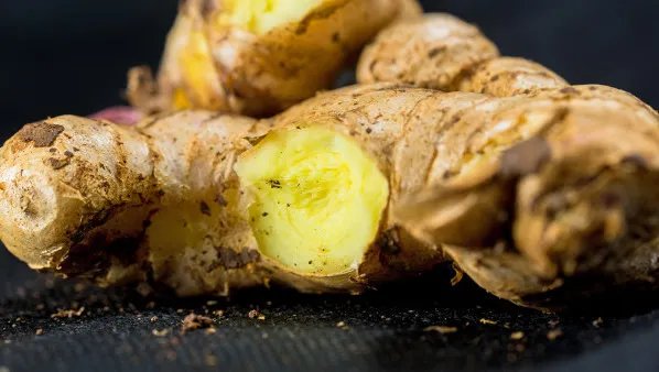 生姜泡脚有什么好处