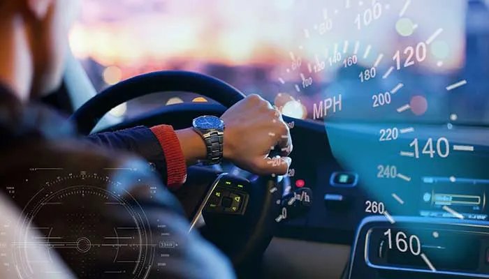 梦到开车什么意思  梦到开车什么征兆