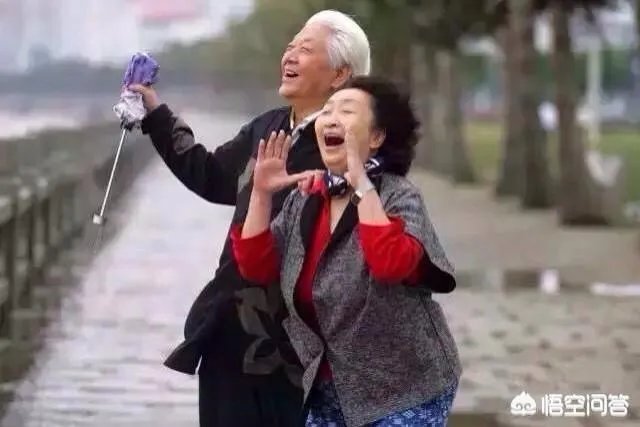 有哪些非实体行业在未来五年十年前景比较好?