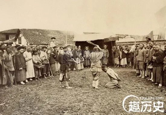 残忍的旧中国斩首行刑图：古代砍头刑场实拍！