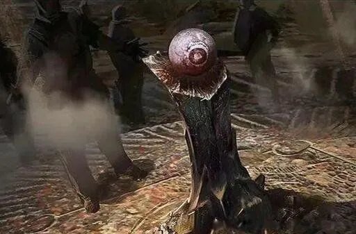 献王和精绝女王的关系 他俩的唯一关系与雮尘珠有关