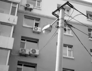 团伙四人窃电获刑判了多久？