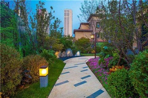 龙湖地产是国企吗