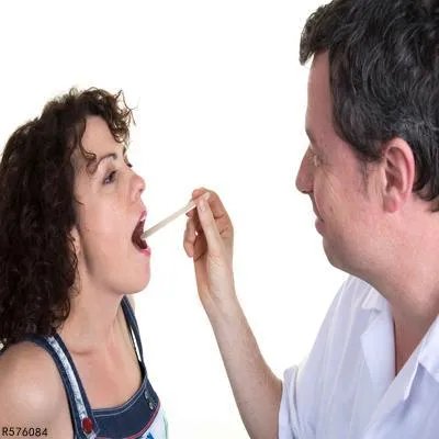 舌头上有裂纹是怎么回事