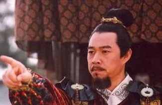 秦始皇究竟是谁的儿子？他和吕不韦是什么关系？