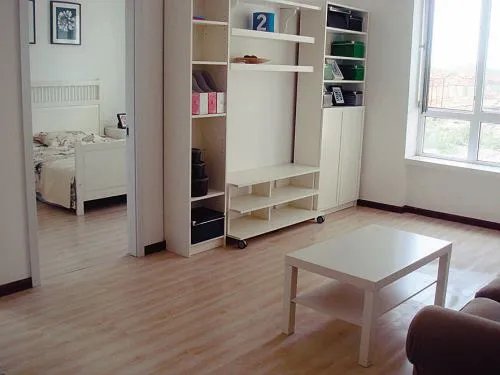 三室一厅住四户人算群租吗