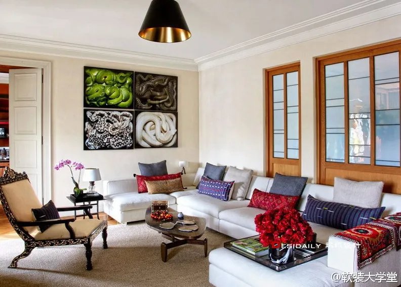 Veronica Toub是洛杉矶时尚品牌的创始人,该奢侈品...