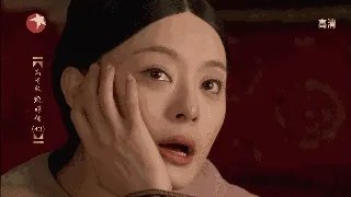 还珠格格里的老佛爷真的是甄嬛吗？