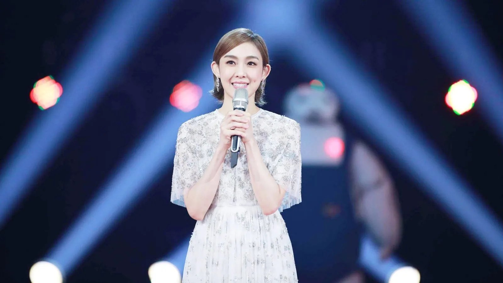 张孟妍、孔垂楠,女方大大方方承认所做的事情,而男方呢?