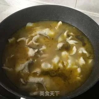 酸菜鲈鱼