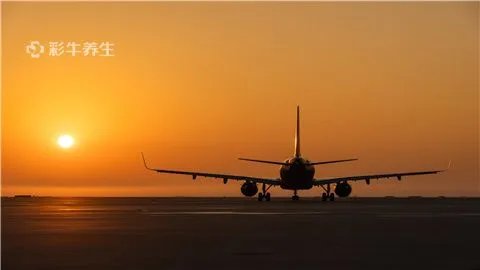 经济舱综合征是怎么回事