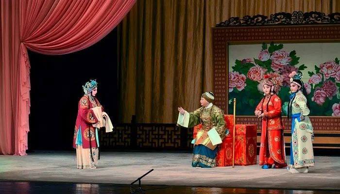 花旦和青衣的区别是什么 花旦的特点是什么