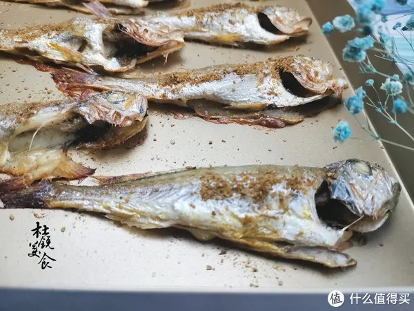 纯野生的便宜小海鱼，却因冷冻被嫌弃，目前人工无法养，肉真香